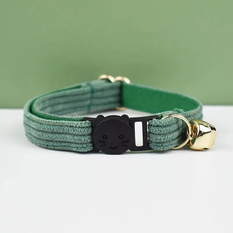 AnyWags Cat Collar Hunter Green Large with Safety Buckle, Bell, and Durable Strap Stylish and Comfortable Pet Accessory