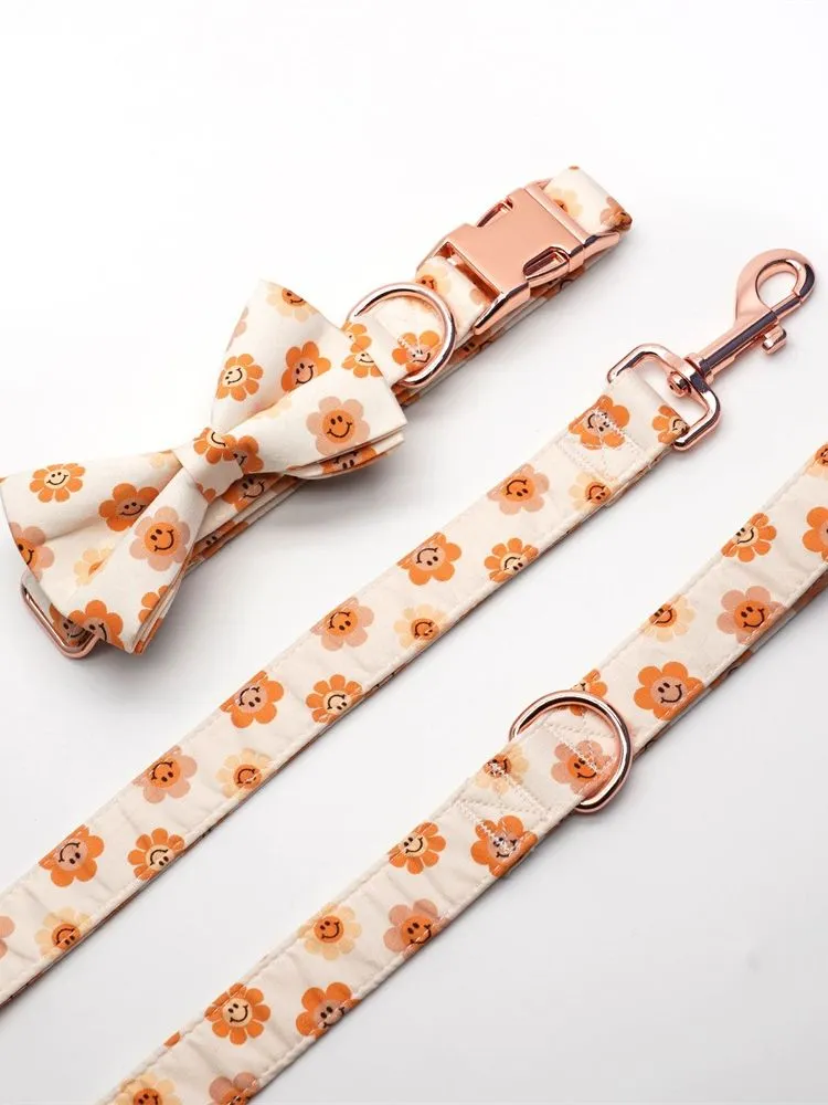 Cute Smiley Flower: Personalized Bow Collar And Leash